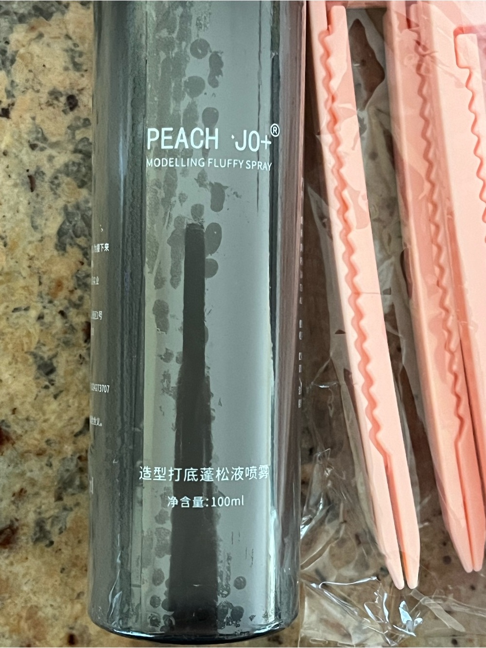 PEACH JO+ Modelling Fluffy Spray - Black Bottle with Pink Clips
